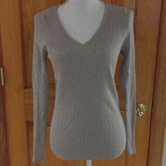 Express Sweaters - NWOT Express sweater! Express Sweaters - NWOT Express sweater!